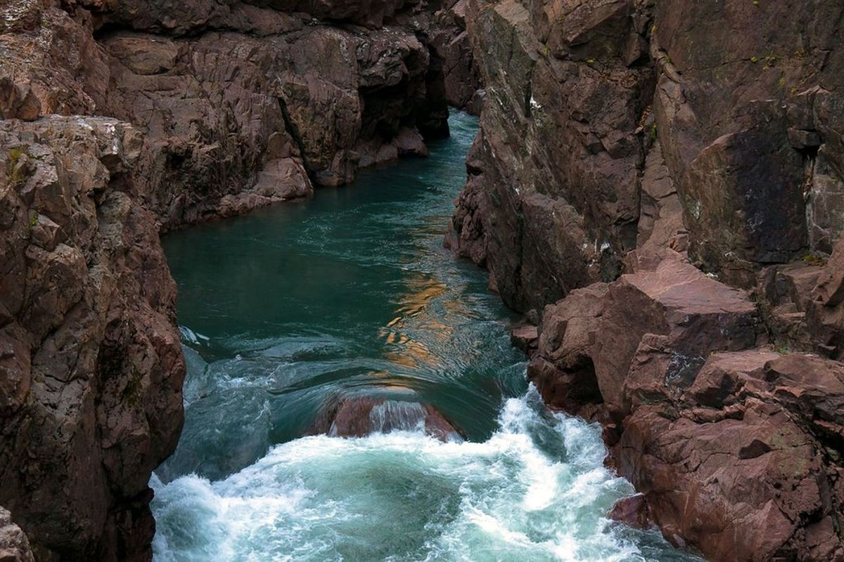 Гранитный каньон.